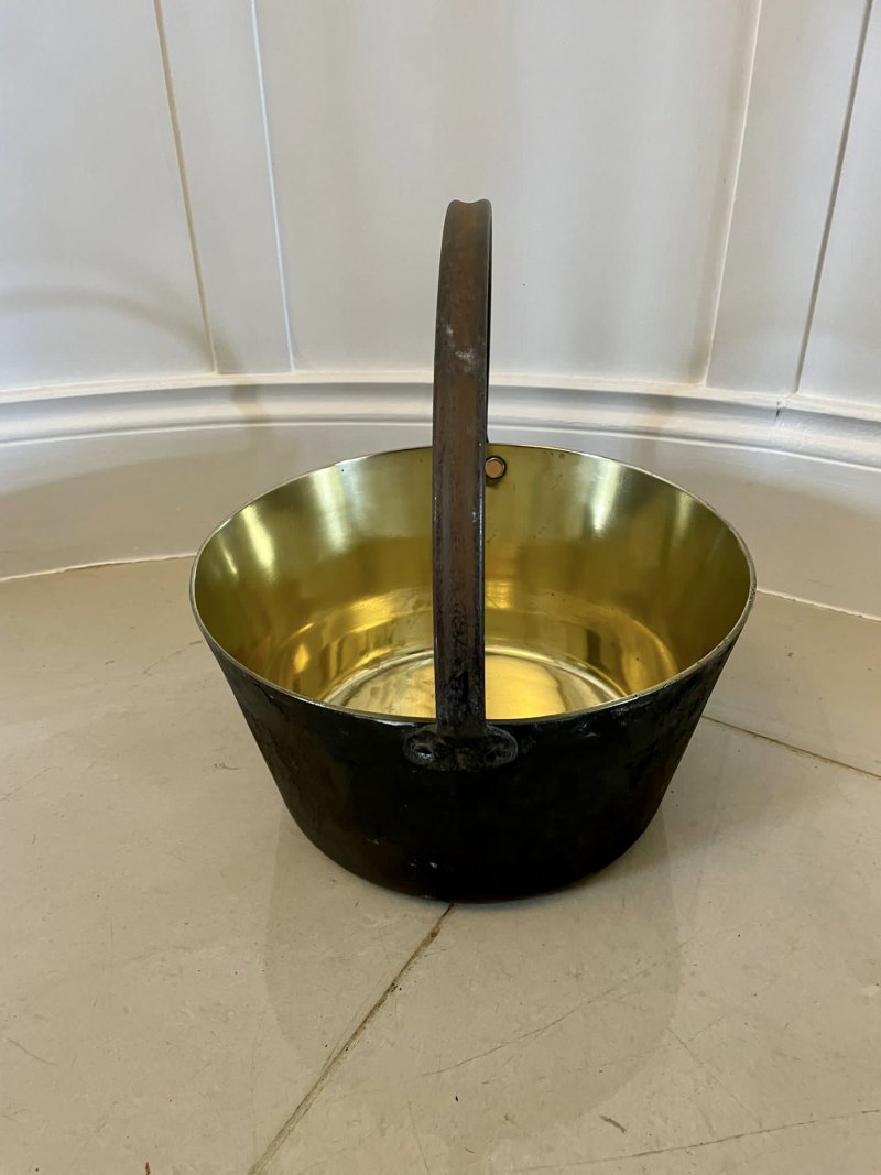 Large Antique Victorian Quality Brass Pail - Image 3
