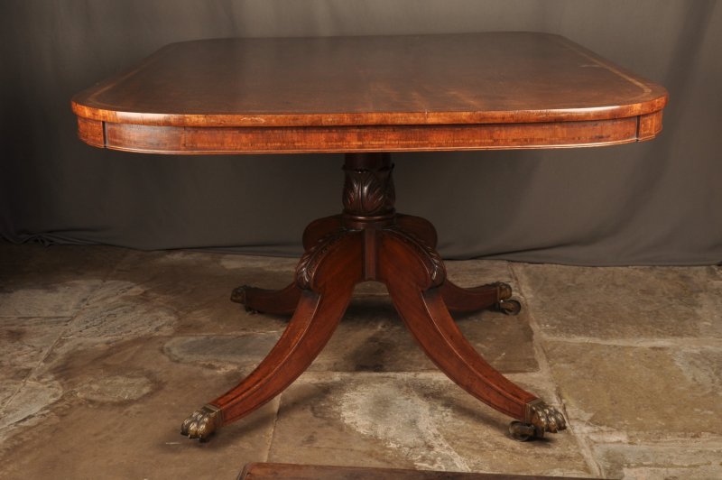 A Superb Quality Regency Mahogany Breakfast Table - Image 7