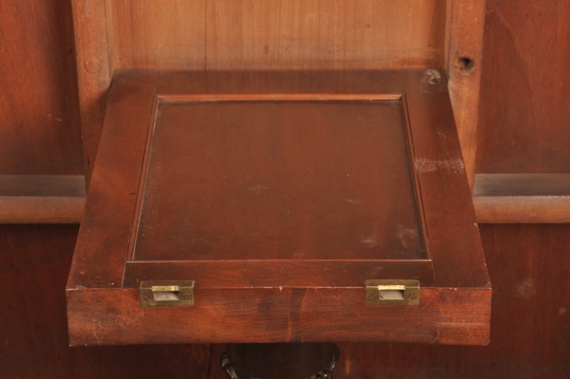 A Superb Quality Regency Mahogany Breakfast Table - Image 12