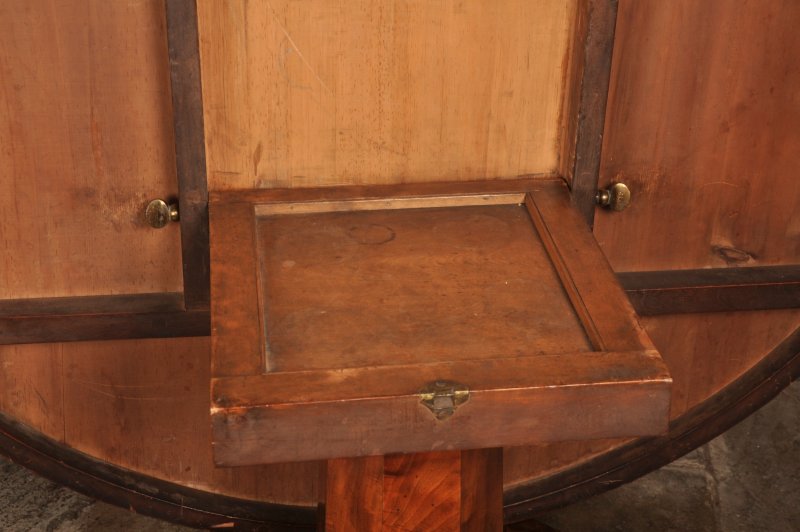 Magnificent Regency Mahogany Breakfast Table - Image 9