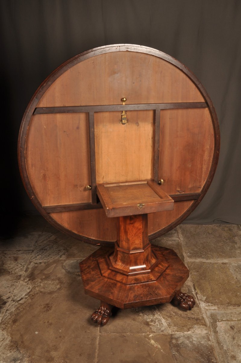 Magnificent Regency Mahogany Breakfast Table - Image 8