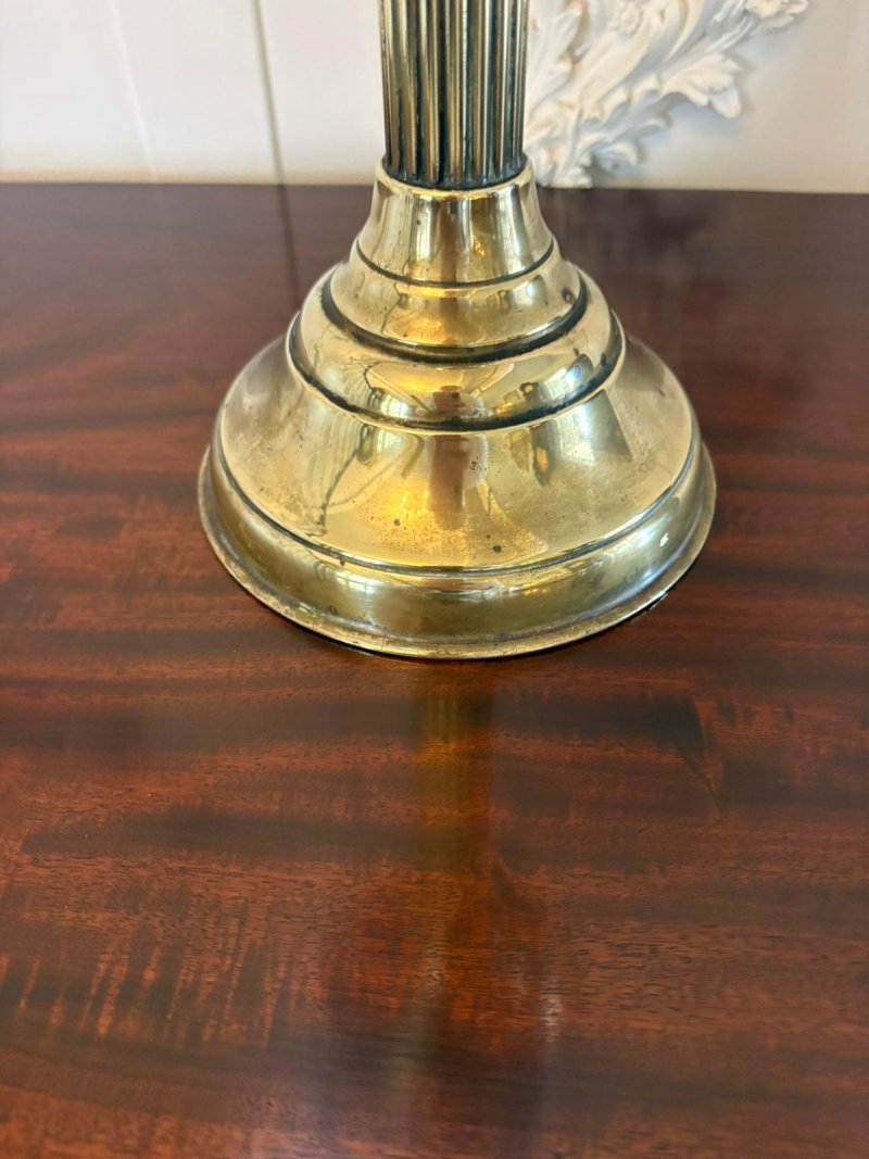 Antique Edwardian English Brass Oil Lamp With Opaline Shade - Image 7