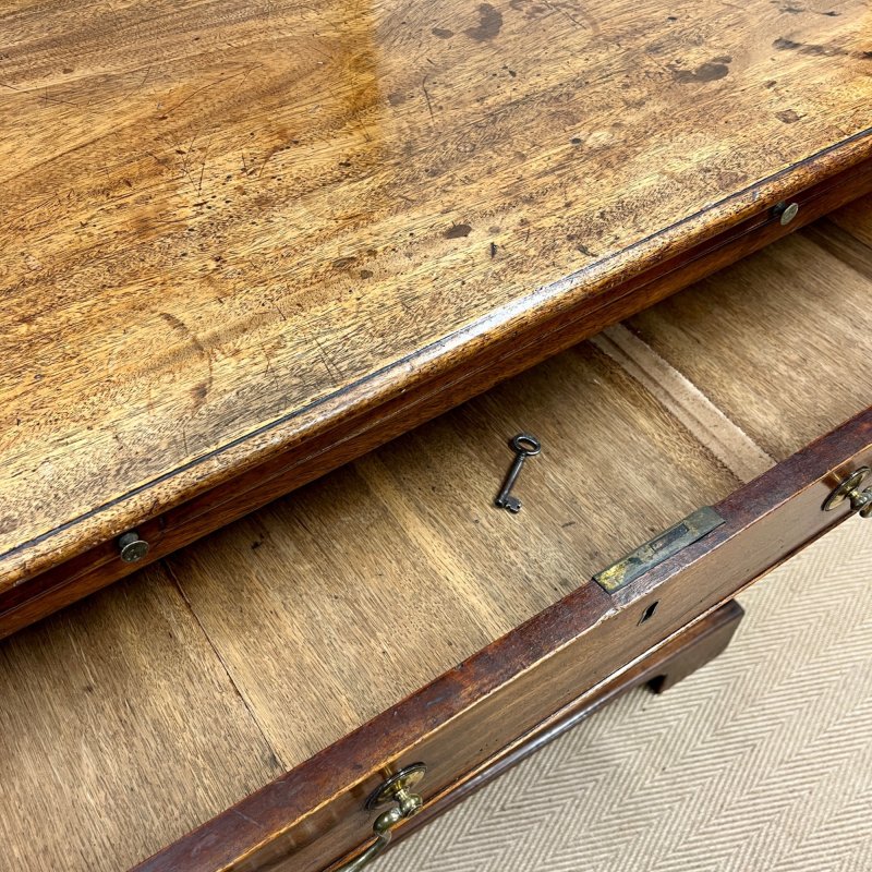 Georgian Mahogany Chest Of Drawers - Image 6