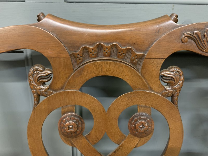 Chippendale Style Carved Mahogany Settee - Image 11