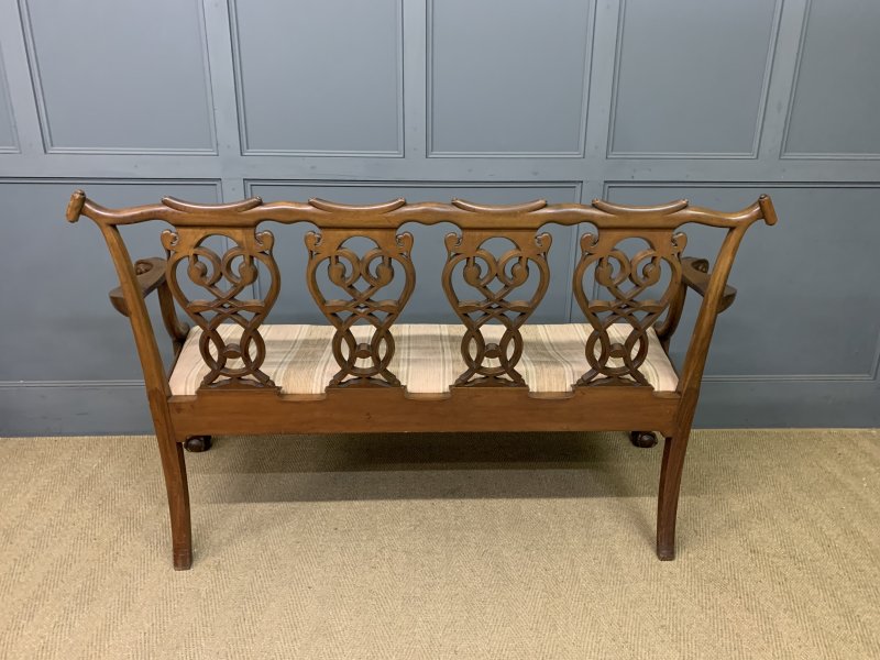 Chippendale Style Carved Mahogany Settee - Image 3