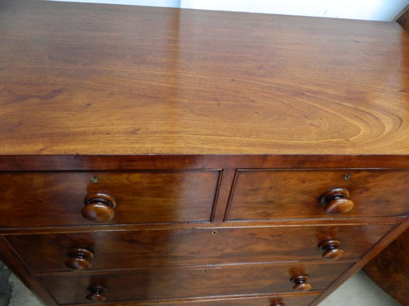 Victorian Mahogany Chest of Drawers - Image 14