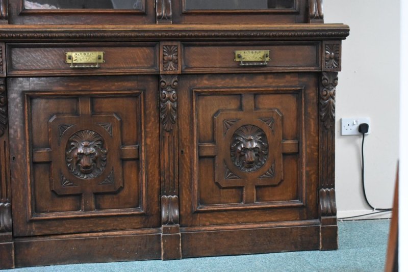 Victorian Carved Oak Three Door Bookcase - Image 7