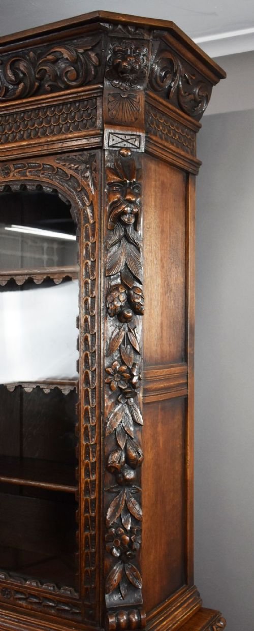 Victorian Carved Oak Bookcase - Image 3