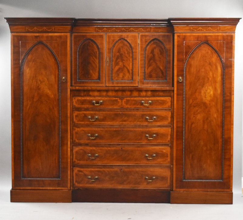 Victorian Flame Mahogany Breakfront Triple Wardrobe