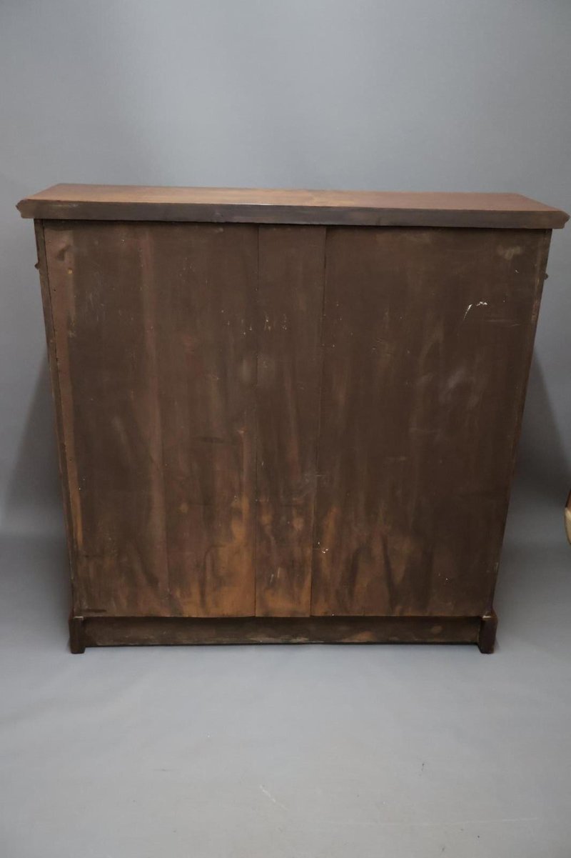 Edwardian Walnut Glazed Bookcase - Image 13