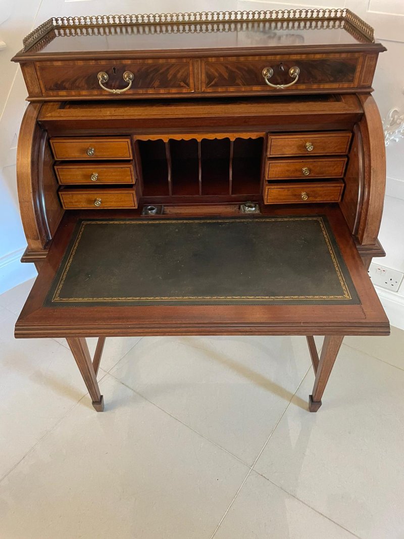 Fine Quality Antique Edwardian Freestanding Mahogany Inlaid Cylinder Desk By Maple & Co. London - Image 3