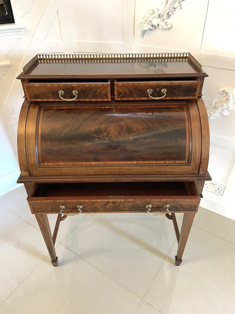 Fine Quality Antique Edwardian Freestanding Mahogany Inlaid Cylinder Desk By Maple & Co. London - Image 7