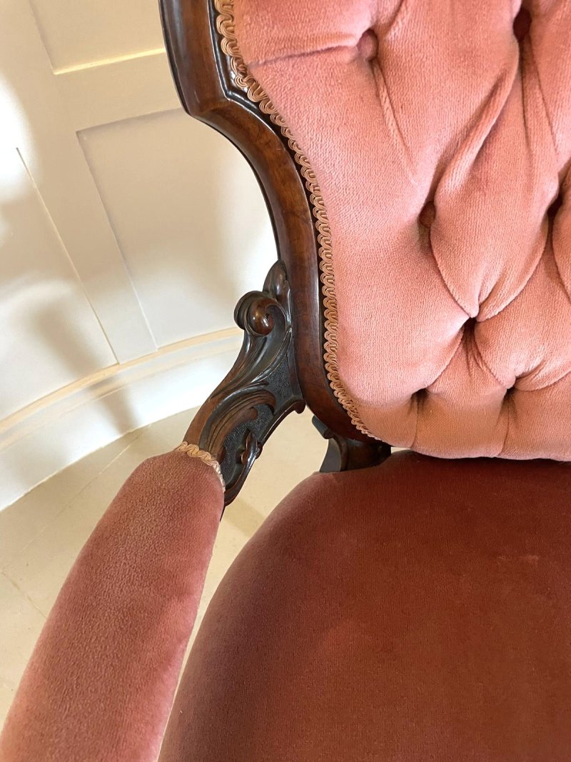 Fantastic Quality Antique Victorian Carved Walnut 3 Piece Suite - Image 17