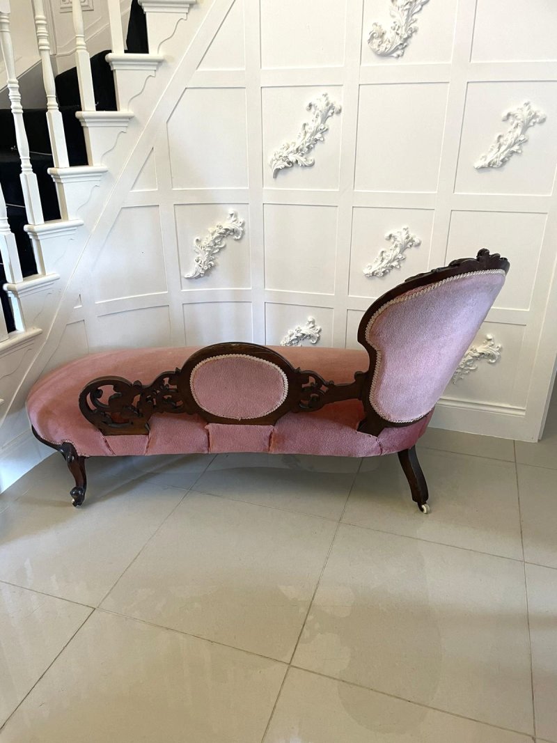 Fantastic Quality Antique Victorian Carved Walnut 3 Piece Suite - Image 3