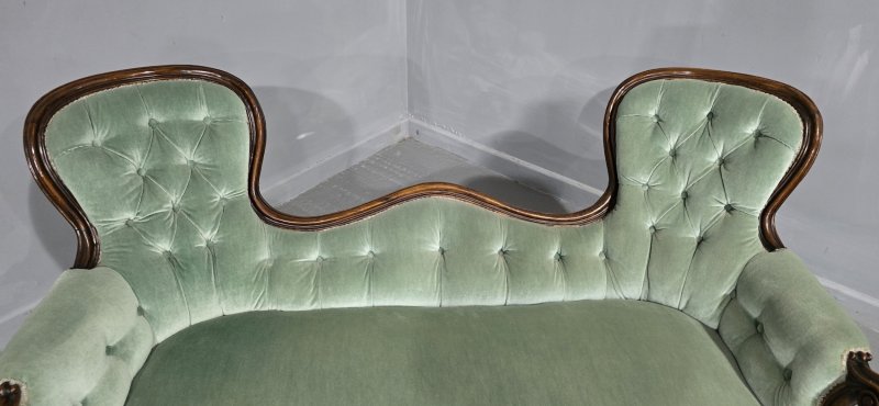 Victorian Mahogany Sofa - Image 7