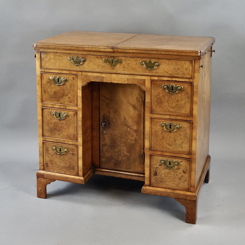George I Walnut Knee-Hole Dressing Chest - Image 2