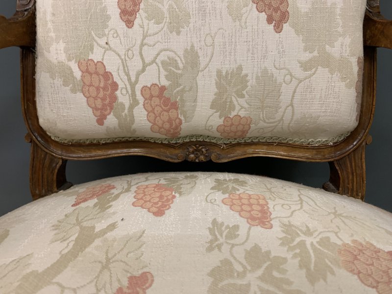 Pair of French Carved Walnut Armchairs - Image 15