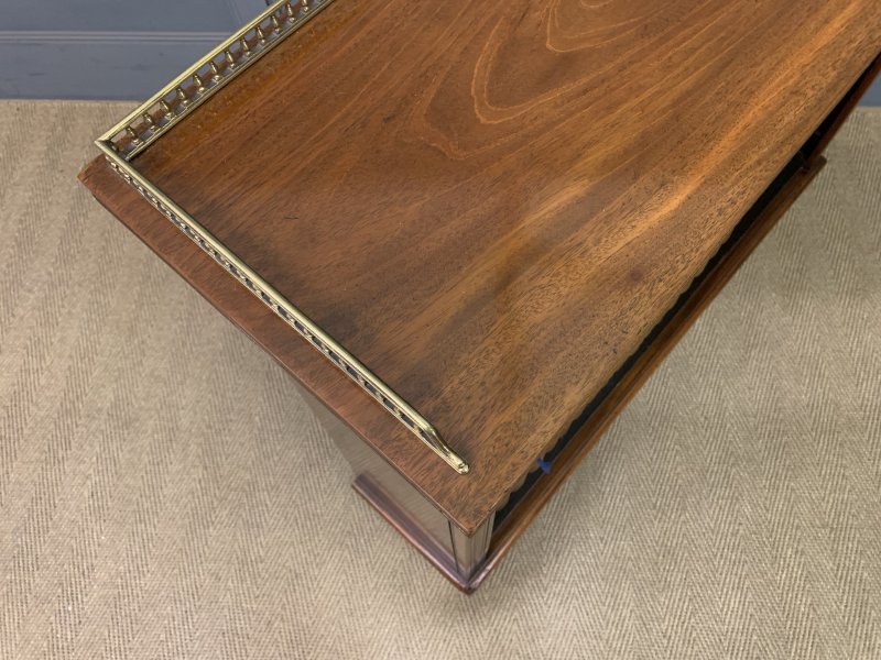 Late Victorian Walnut Open Bookcase - Image 3