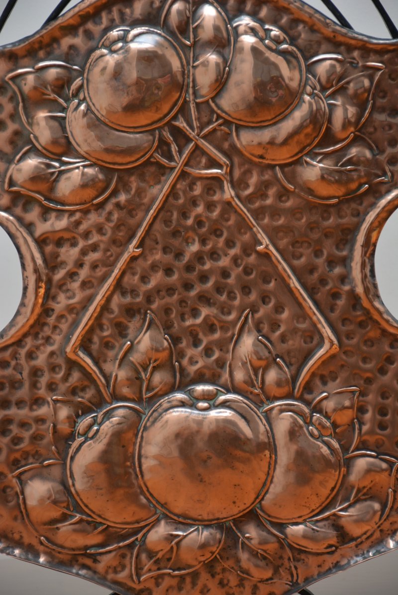 Arts and Crafts Fire Screen - Image 5