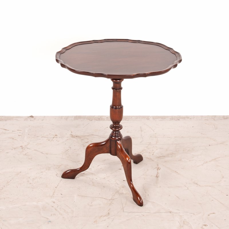Mahogany Oval Topped Wine Table - Image 3