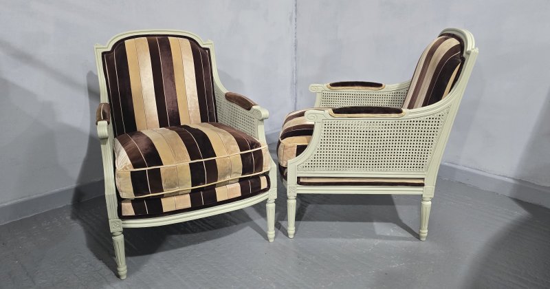 Super Pair French Bergere Armchairs - Image 3