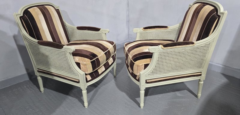 Super Pair French Bergere Armchairs - Image 7
