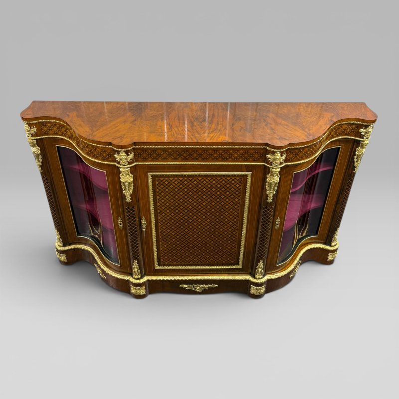 Antique Victorian Walnut Serpentine Credenza with Ormolu Mounts & Marquetry - Image 2