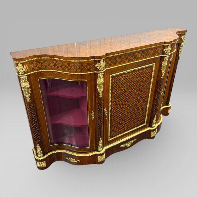 Antique Victorian Walnut Serpentine Credenza with Ormolu Mounts & Marquetry - Image 6