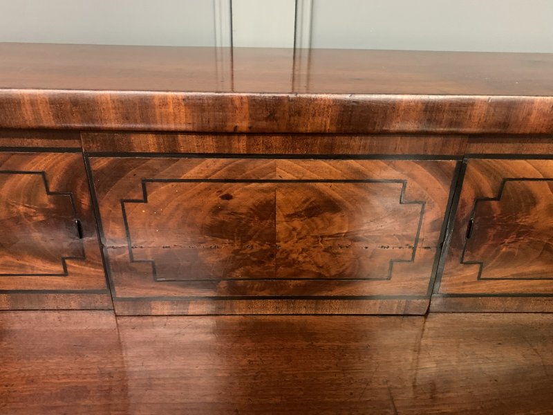 Large Regency Period Inlaid Flame Mahogany Sideboard - Image 6