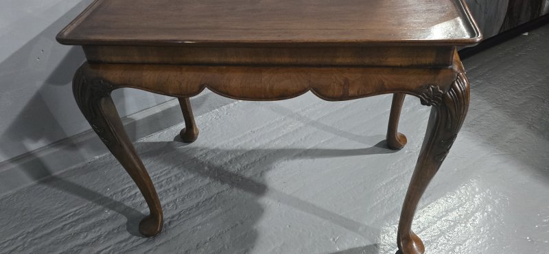 Super Tray Topped Walnut Coffee Table - Image 7