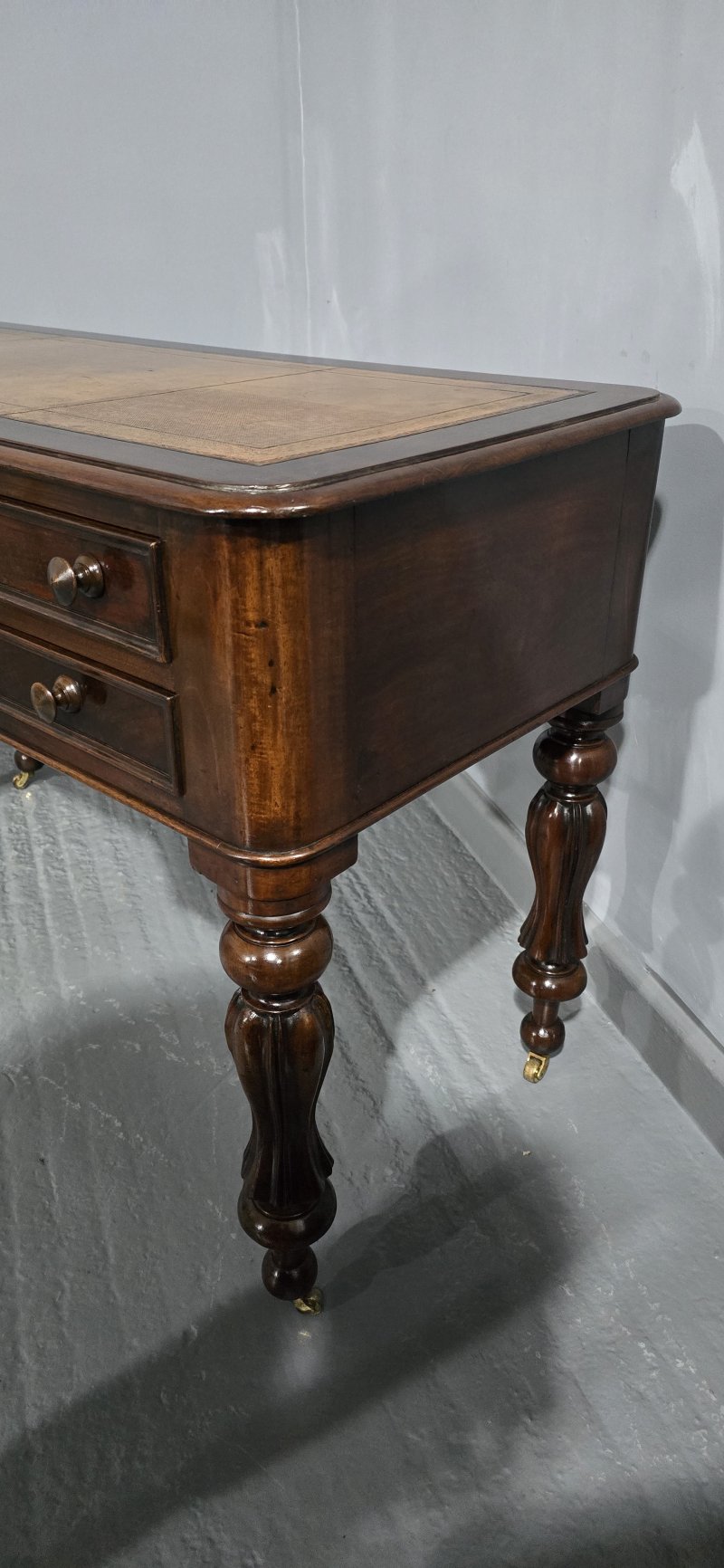 William 4th Freestanding Mahogany Desk - Image 10