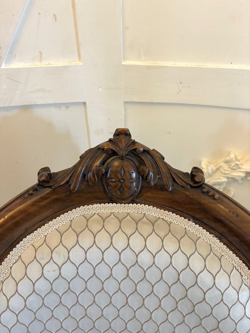 Antique Victorian Carved Walnut 11 Piece Salon/Drawing Room Suite with Sofa, Armchairs, Side Chairs and Footstools - Image 18