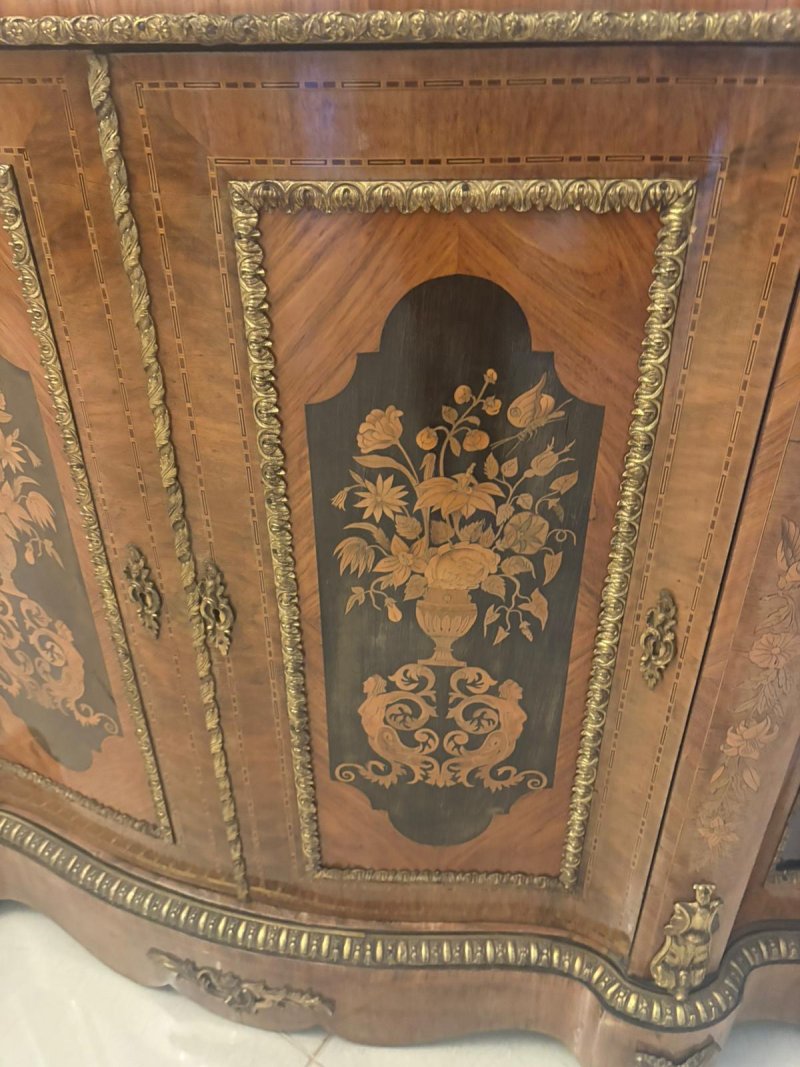 Antique Exceptional 4 Door Serpentine Marquetry Credenza Exhibition Quality - Image 8