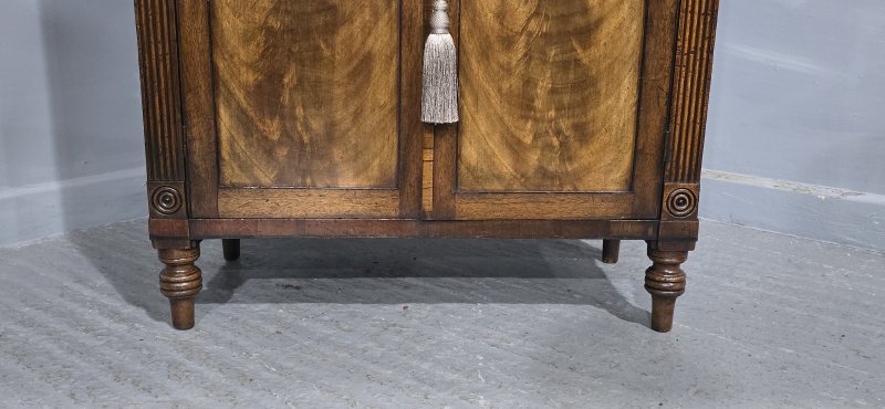 Super Regency Cabinet of Small Proportions - Image 3