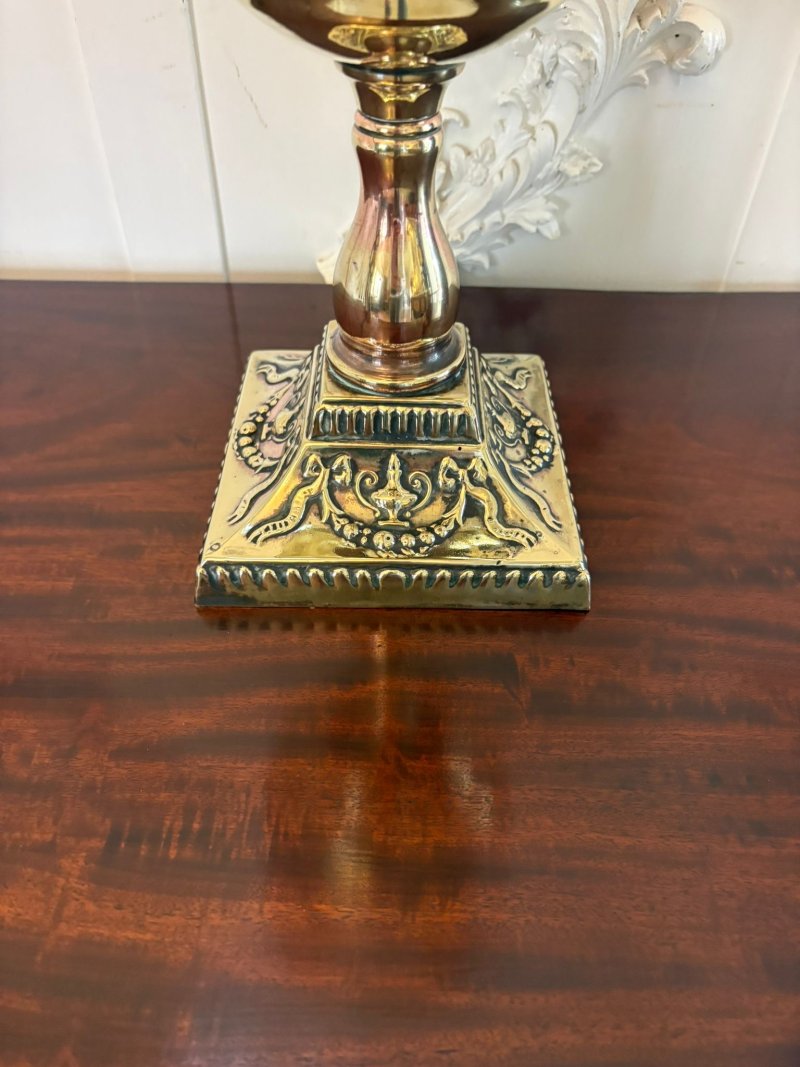Antique Victorian Brass Oil Lamp with Etched Amber Glass Shade - Image 7