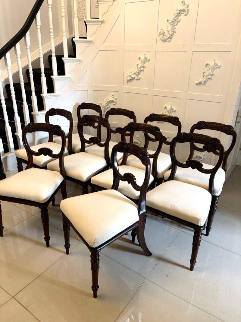 Antique Quality Set of 10 English Regency Carved Mahogany Dining Chairs - Image 2