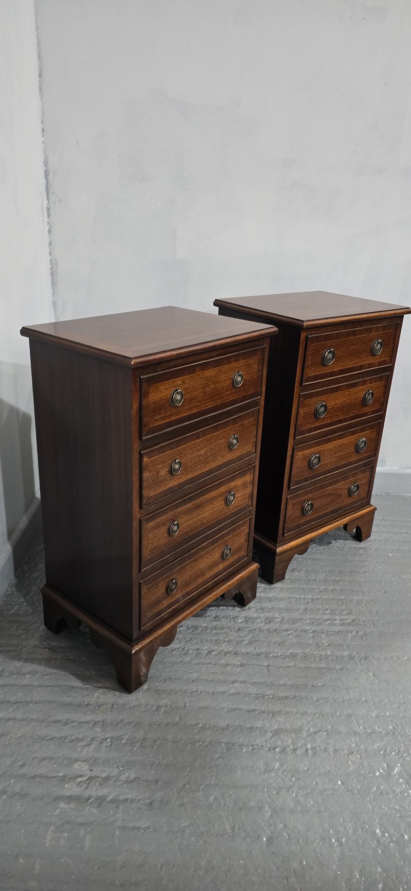 Pair Regency Mahogany Bedside Lamp Chests of Drawers - Image 3