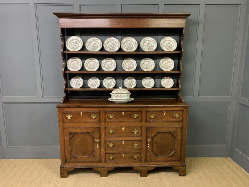 Early 19th Century Welsh Oak Dresser