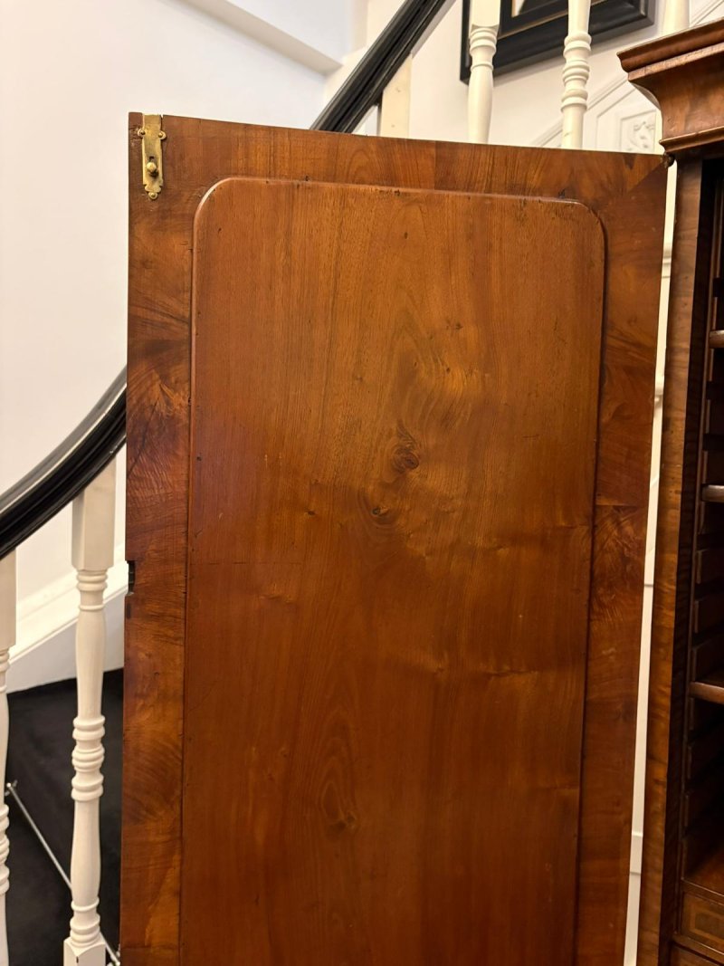 Antique Exceptional 18th Century George I Figured Walnut Bureau Bookcase Secretaire Cabinet - Image 14