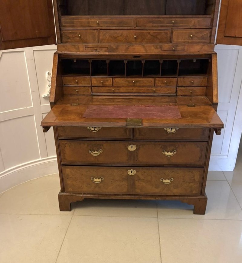 Antique Exceptional 18th Century George I Figured Walnut Bureau Bookcase Secretaire Cabinet - Image 17