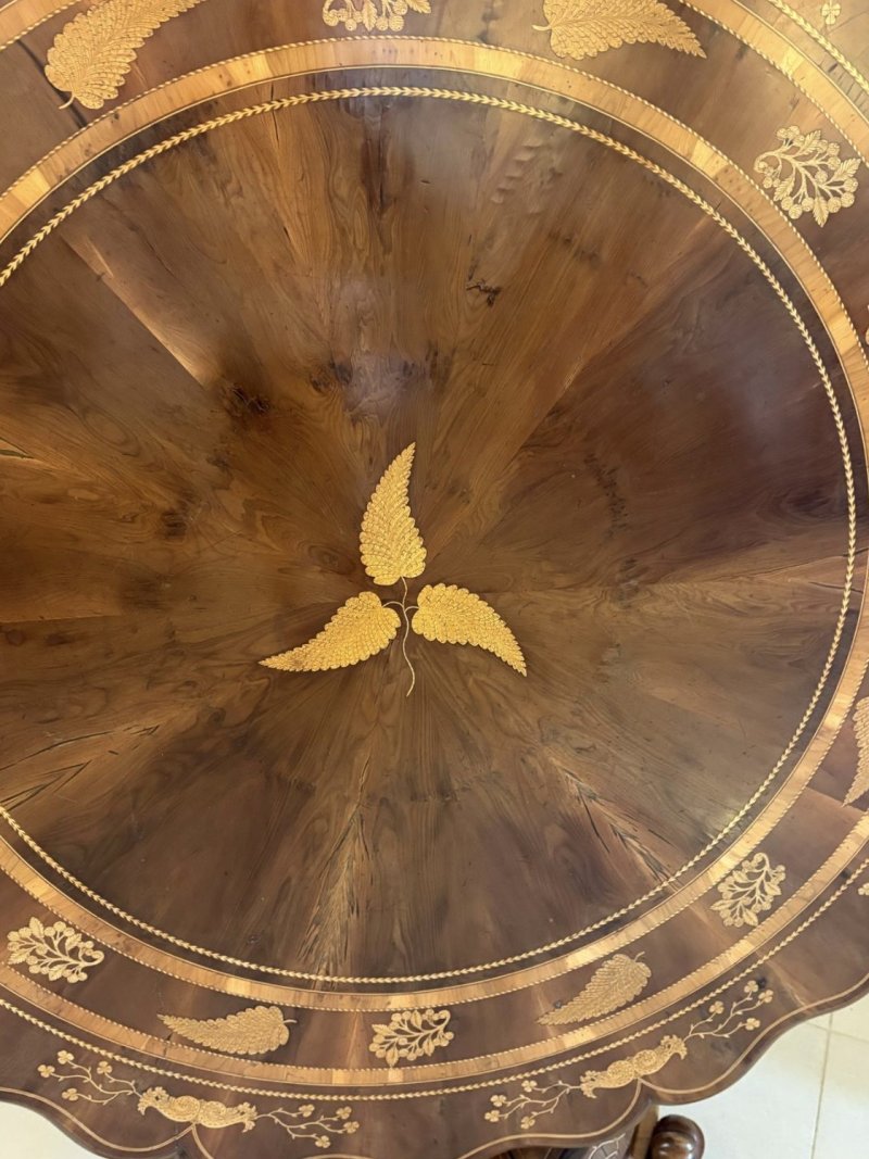 Antique Exhibition Quality Irish Killarney Marquetry Inlaid Yew Wood Centre Table Large Round Entry Hall Table Attributed to the Egan Workshop - Image 26