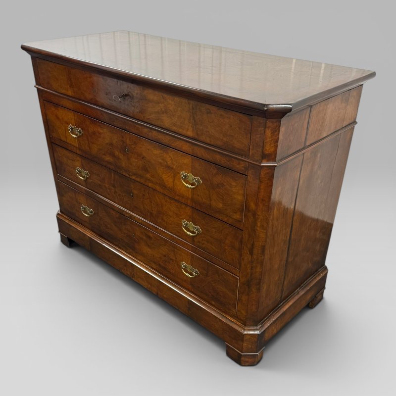 Antique French Provincial Walnut Commode with Mahogany Crossbanding - Image 2