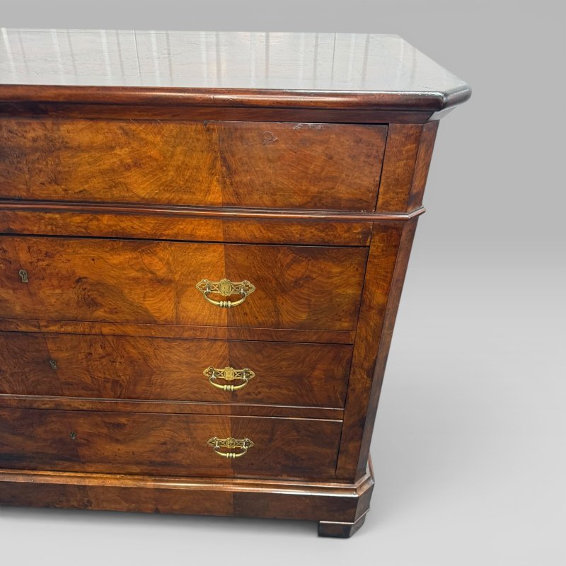 Antique French Provincial Walnut Commode with Mahogany Crossbanding - Image 8