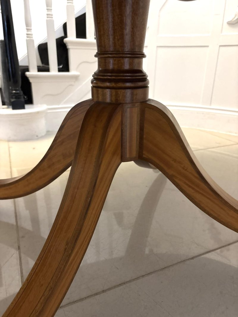 Antique Regency Style Figured Mahogany Oval Dining Table Satinwood Crossbanded 8 Seater - Image 13