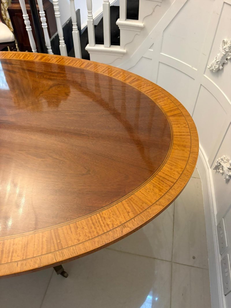 Antique Regency Style Figured Mahogany Oval Dining Table Satinwood Crossbanded 8 Seater - Image 9