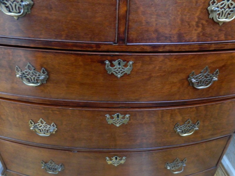 Regency Mahogany Bow Front Chest of Drawers - Image 5