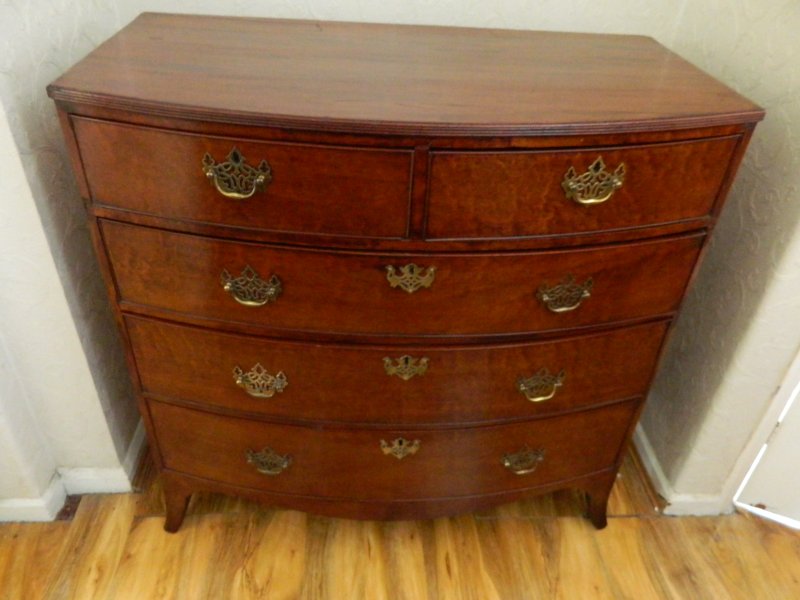 Regency Mahogany Bow Front Chest of Drawers - Image 12