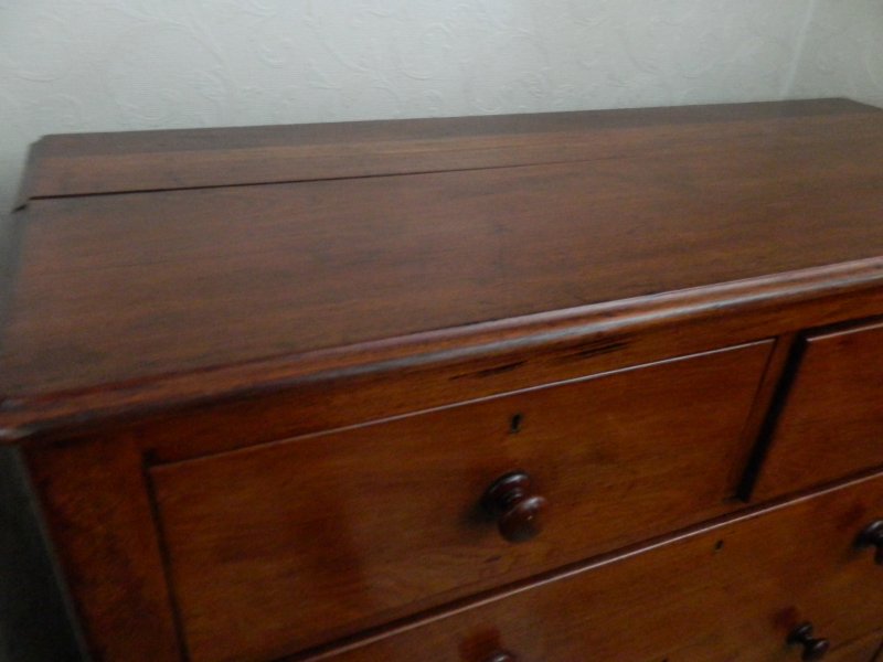 Victorian Mahogany Chest of Drawers - Image 5