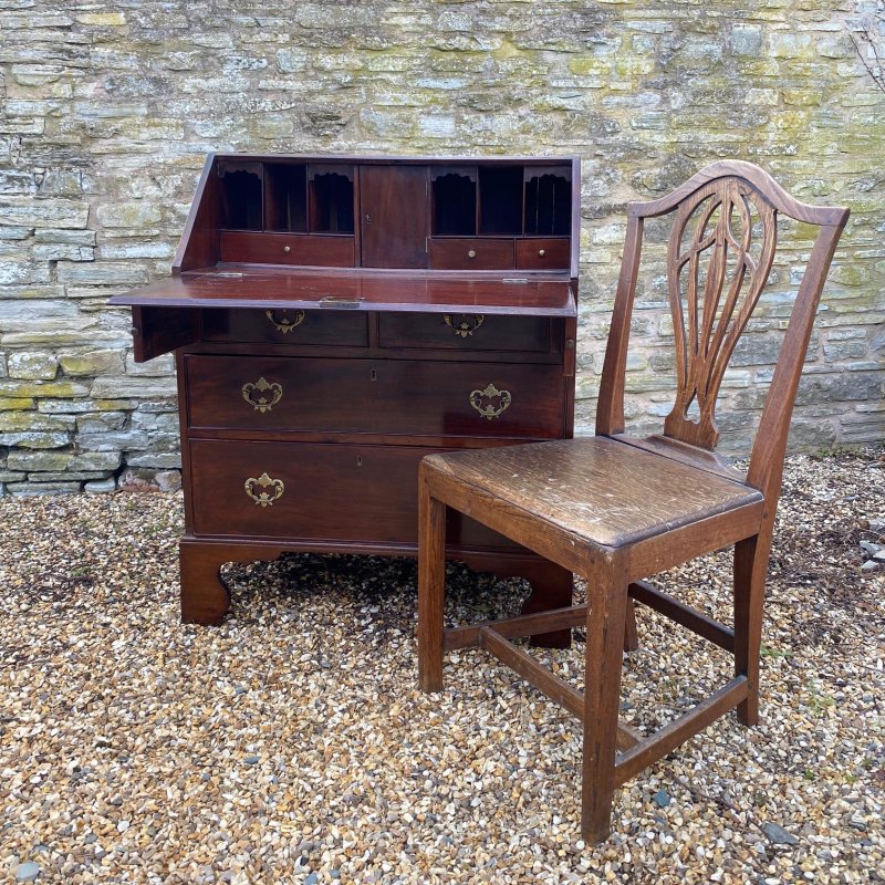 Petite Georgian Mahogany Bureau - Image 9