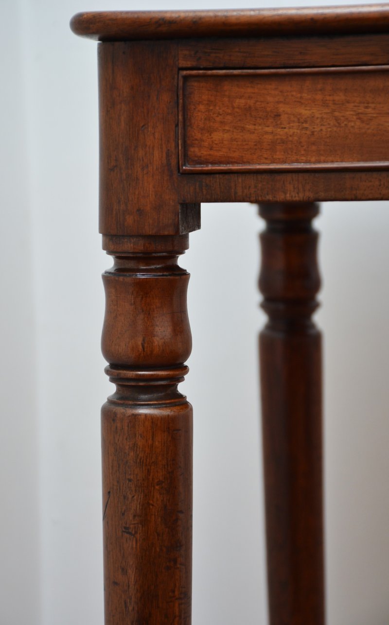 English Antique William IV Mahogany Side Table Lamp Table - Image 10
